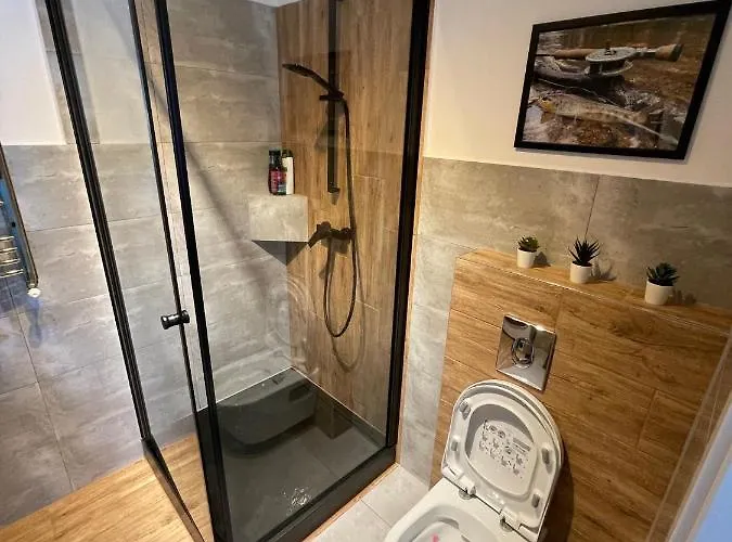 Fly Adventures- Dom Wedkarza דירה